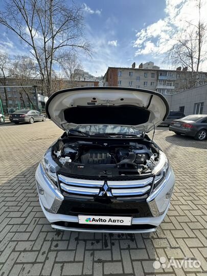 Mitsubishi Eclipse Cross 1.5 CVT, 2018, 123 000 км