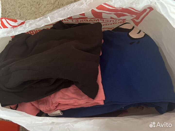Отдам вещи пакетом женские 46-48