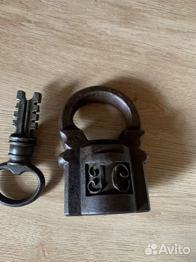 Старинный новестной замок 1912г