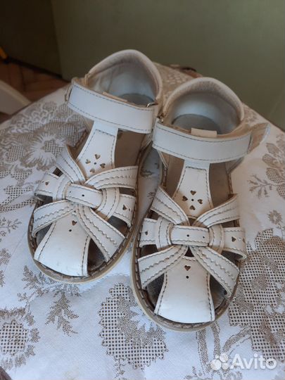 Сандалии Kavat 28 размер