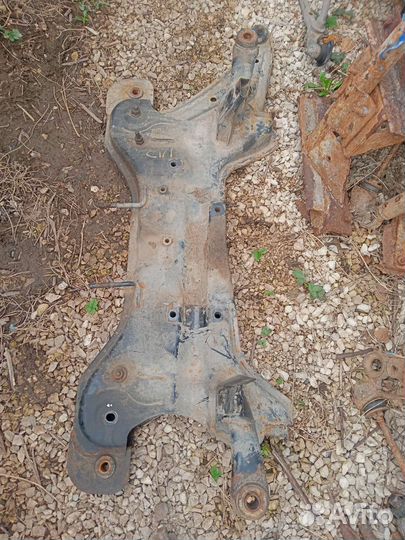 Подрамник hyundai getz