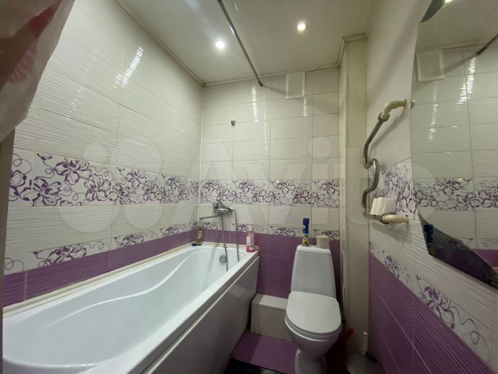 1-к. квартира, 42 м², 1/5 эт.