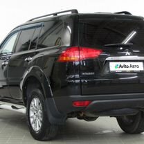 Mitsubishi Pajero Sport 2.5 AT, 2012, 203 288 км, с пробегом, цена 1 799 000 руб.