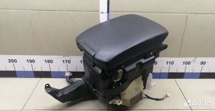 Подлокотник Land Cruiser (150) -Prado 2009