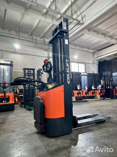 Штабелер самоходный 1,5 тонны 3,6м PSE15C3600