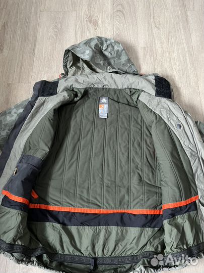 Горнолыжная куртка nike acg