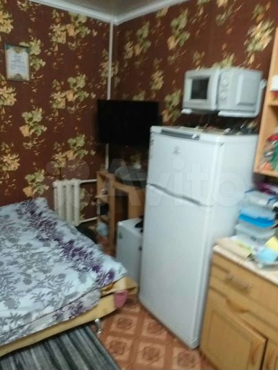 Комната 18 м² в 5-к., 3/5 эт.