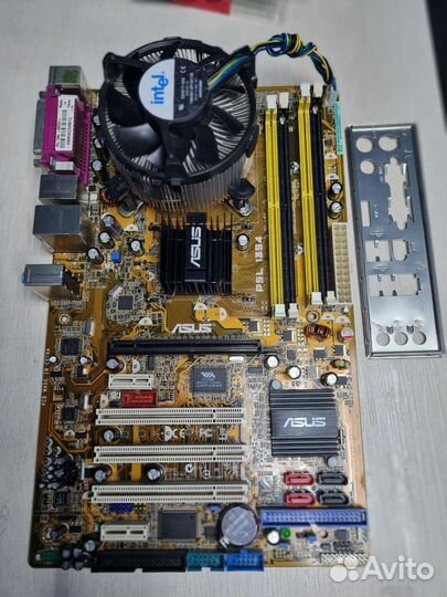 Материнская плата с процессором