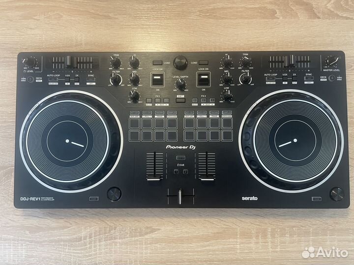 Dj контролер pioneer ddj-rev1
