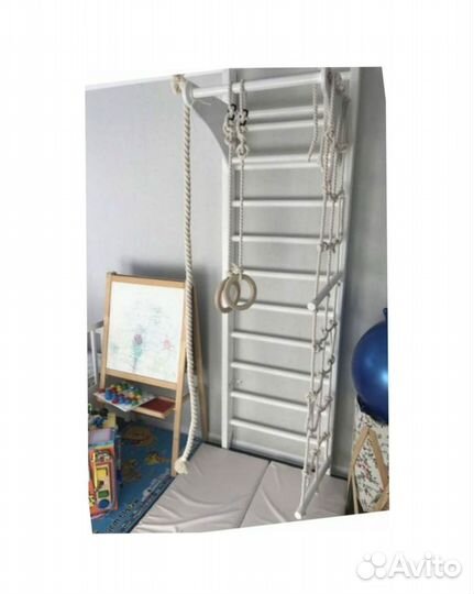 Спортивная шведская стенка