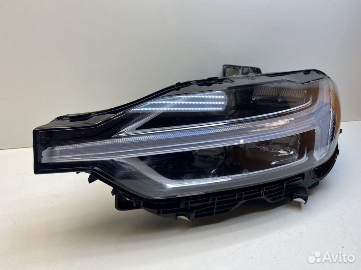 Фара левая Volvo XC60 2017-2021 Led Светодиодная