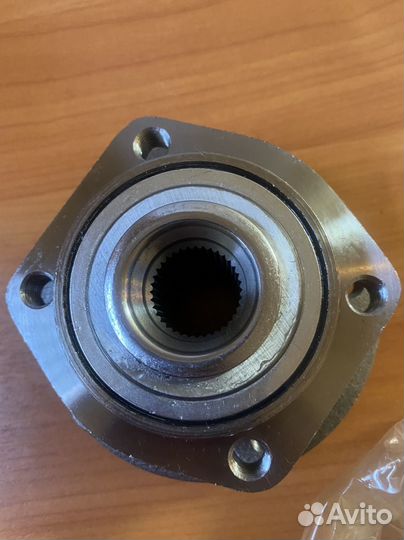 Ступица переднего колеса на volvo(850, C70,S70)