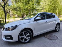 Peugeot 308 1.6 MT, 2019, 54 000 км, с пробегом, цена 1 332 000 руб.