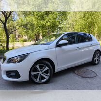 Peugeot 308 1.6 MT, 2019, 54 000 км, с пробегом, цена 1 332 000 руб.