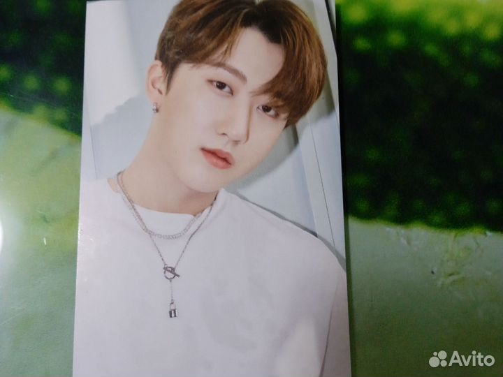 Мини-постеры с корейскими певцами