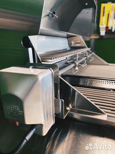 Газовый гриль bull angus (с основанием)