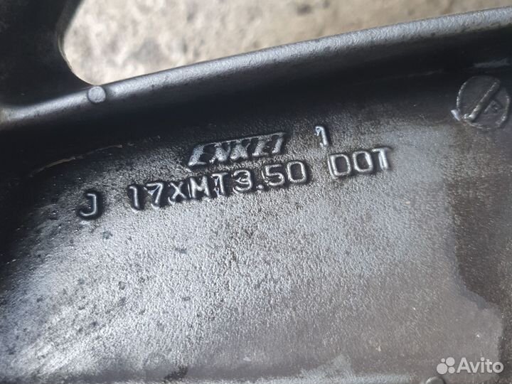 Б/У диск на мотоцикл радиусом 17