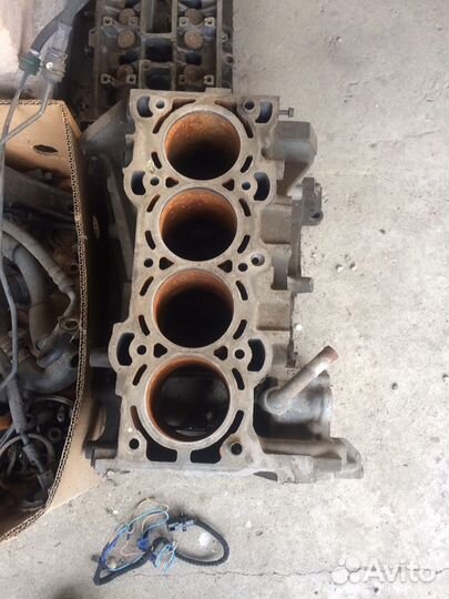 Головка блока цилиндров на Мазду 2.0