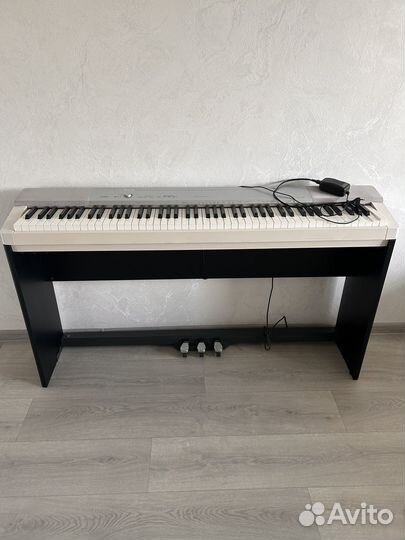 Электрическое пианино Casio