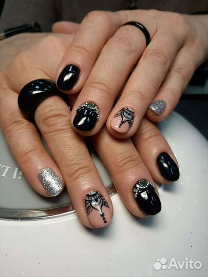 Маникюр Озерки