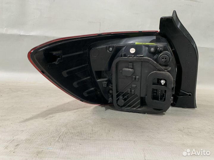 Renault Logan 18-Фонарь правый