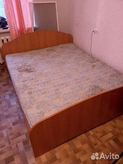 Шкаф в прихожую бу