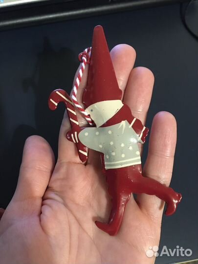 Новогодние игрушки на ёлку