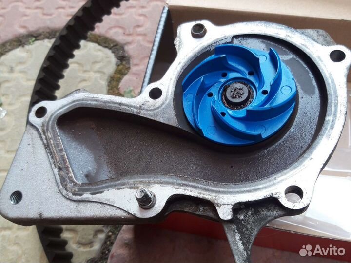 Грм ролик помпа на форд 2
