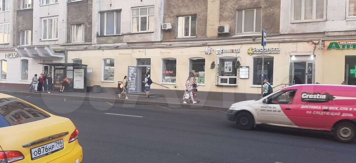 Торговая площадь, 55 м²