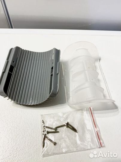 Угловая щетка-расчёска для кошек