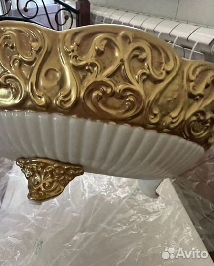 Фруктовница на ножке