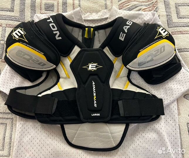Нагрудник хоккейный Easton детский