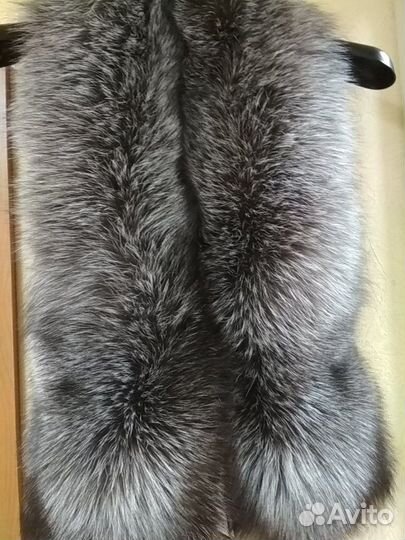 Воротник новый из меха серебристо-черной лисы