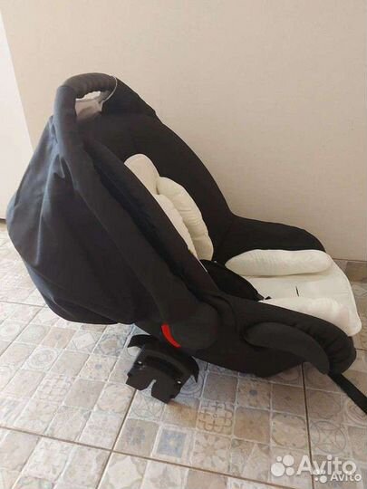 Автолюлька с адаптерами новая Польша