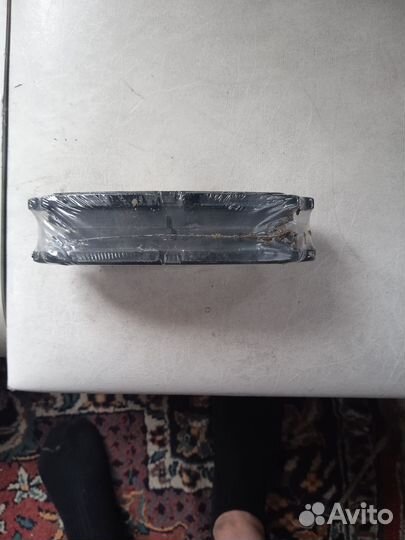 Тормозные колодки передние и задние tayota чайзер