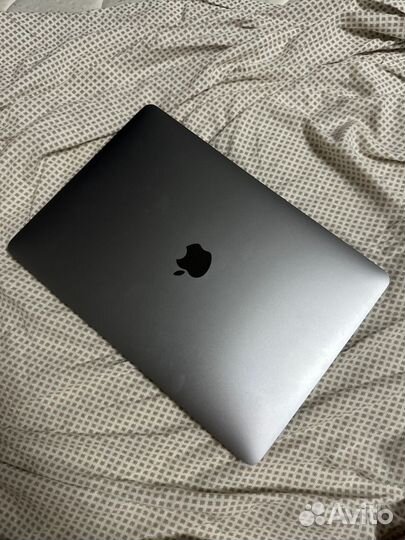 Macbook pro 13 m1 512