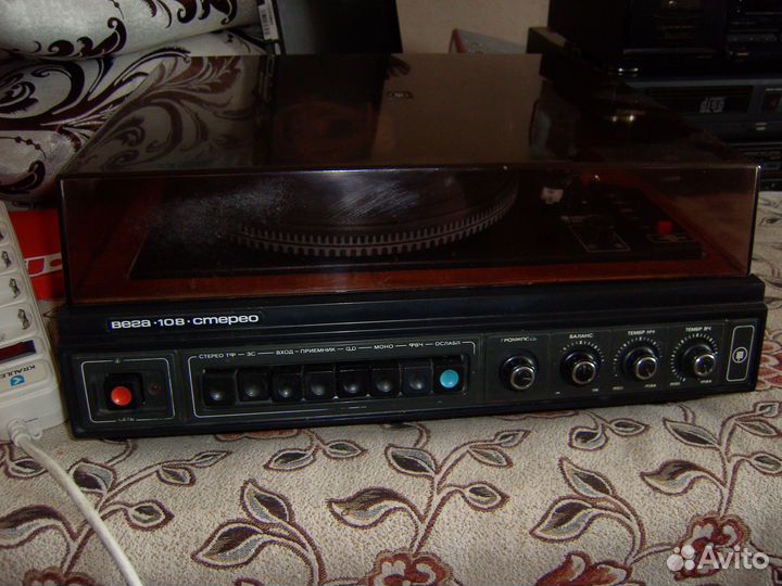 Проигрыватели виниловых пластинок