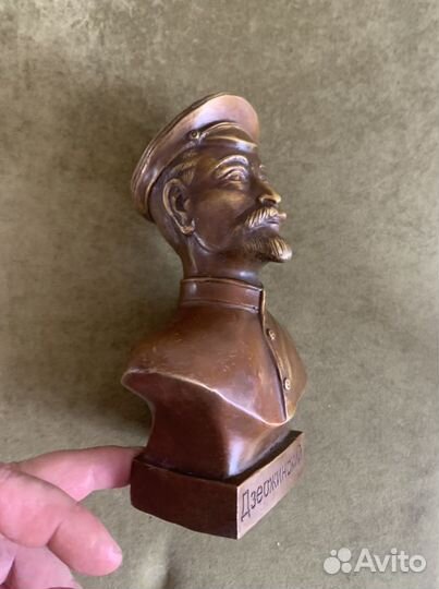 Бронзовый бюст Дзержинский