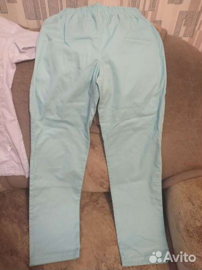 Женский медицинский костюм