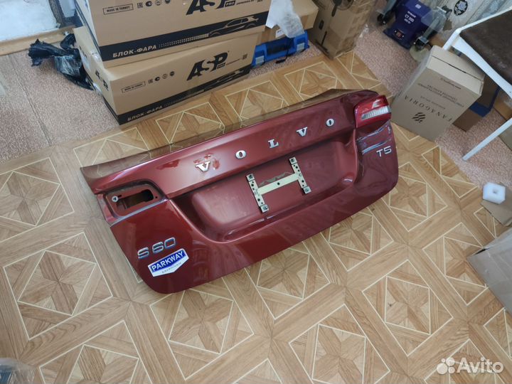 Крышка Багажника volvo s60 2011