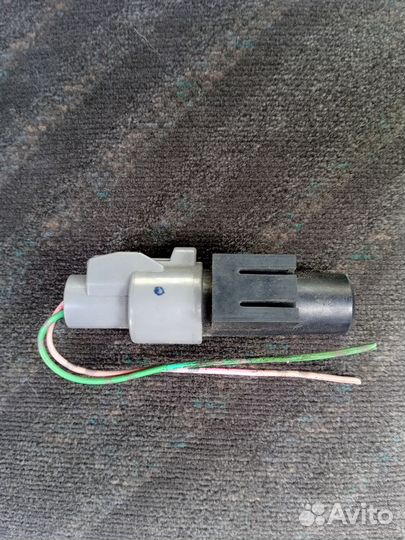 Автомобильный датчик температуры наружного воздуха