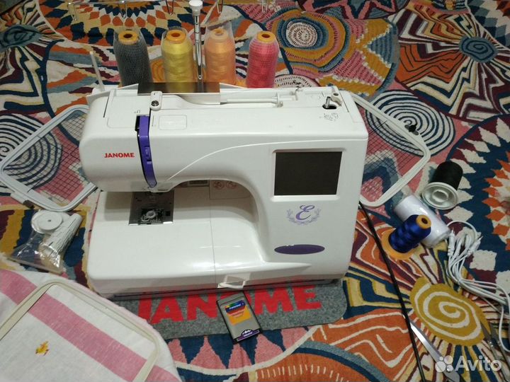 Вышивальная машина Janome memory craft 300e