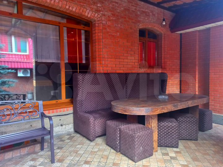 Коттедж 205 м²