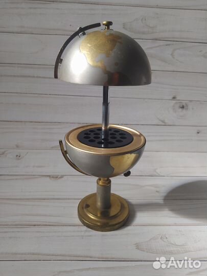 Сигаретница Глобус