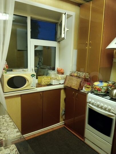 3-к. квартира, 56 м², 5/5 эт.