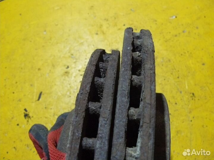 Передние вентилируемые диски для Renault Logan 2