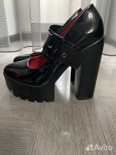 Туфли женские