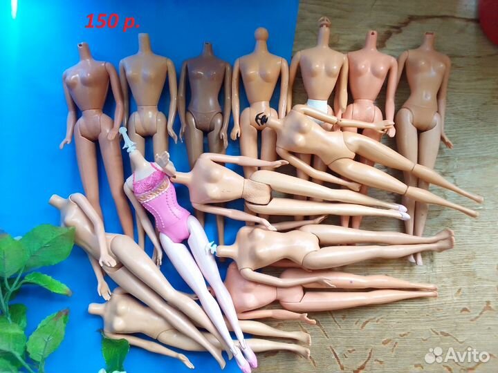 Куклы барби Лот много