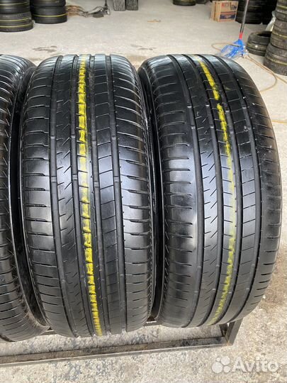 Bridgestone Alenza 001 235/55 R20