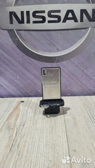 Дмрв Датчик расхода воздуха Nissan qashqai J10